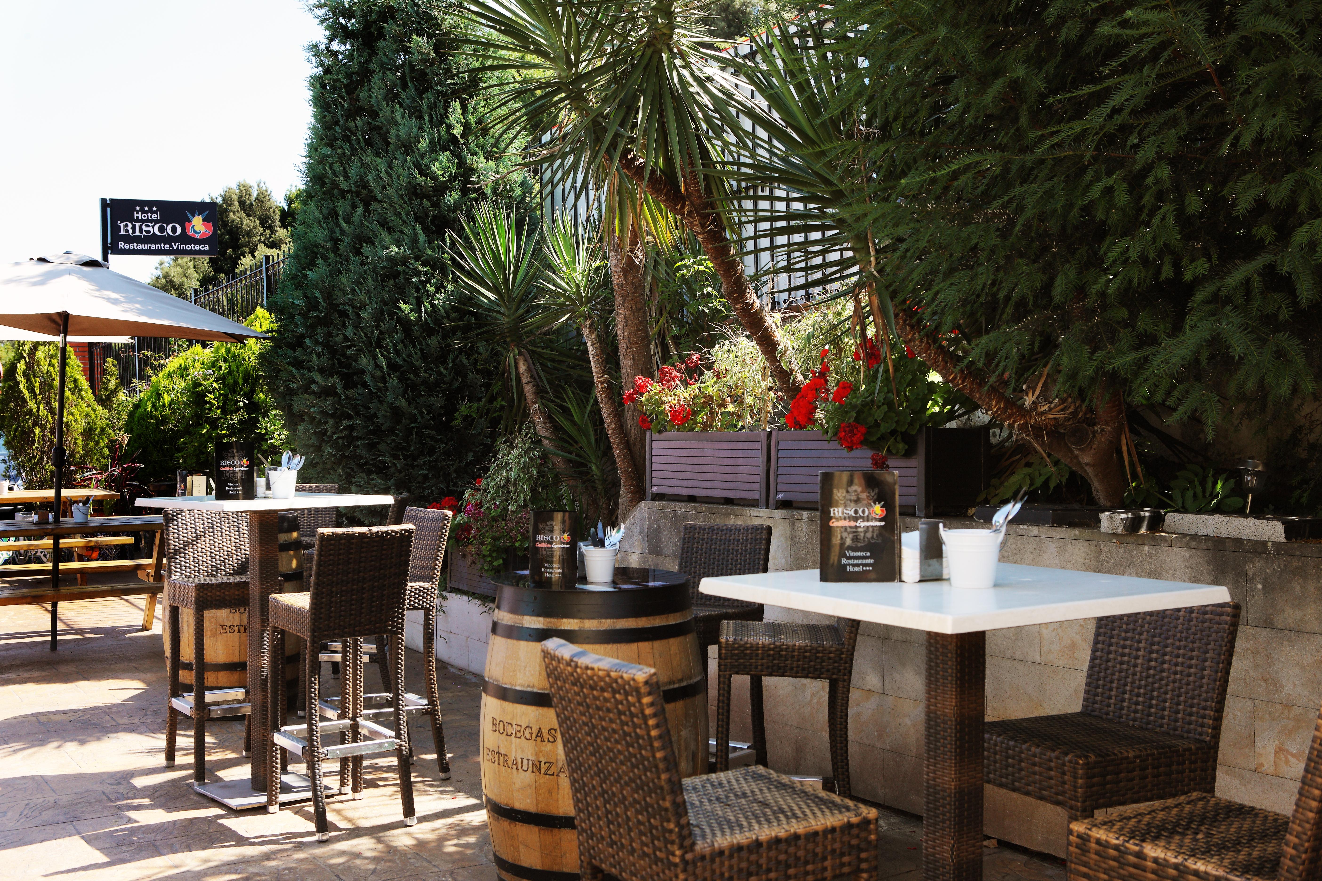 Hotel Restaurante Risco Ларедо Экстерьер фото