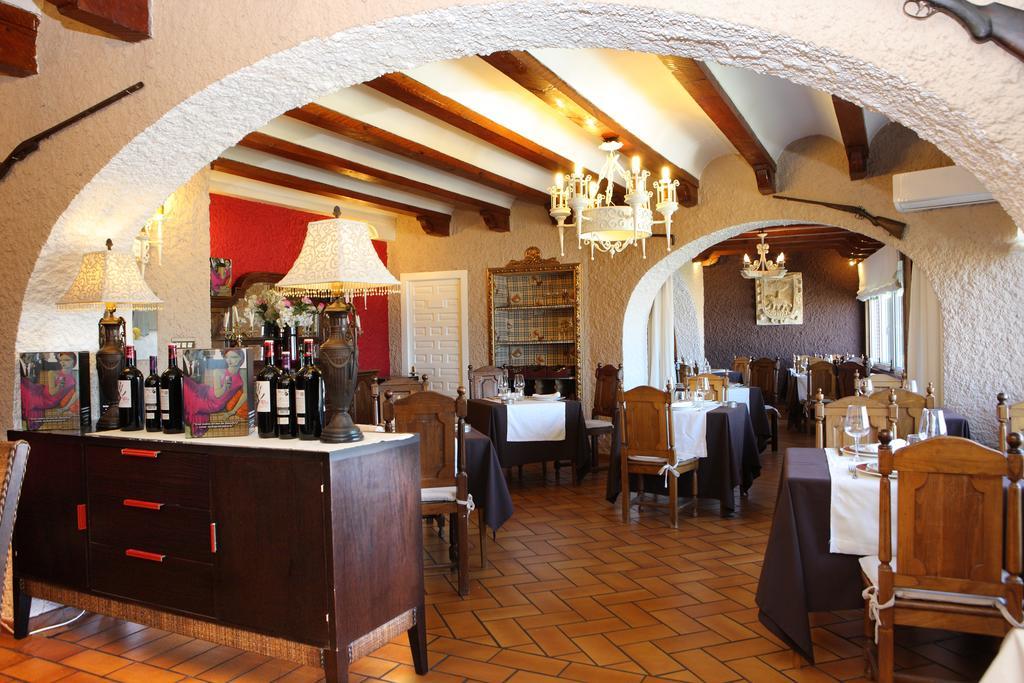 Hotel Restaurante Risco Ларедо Экстерьер фото