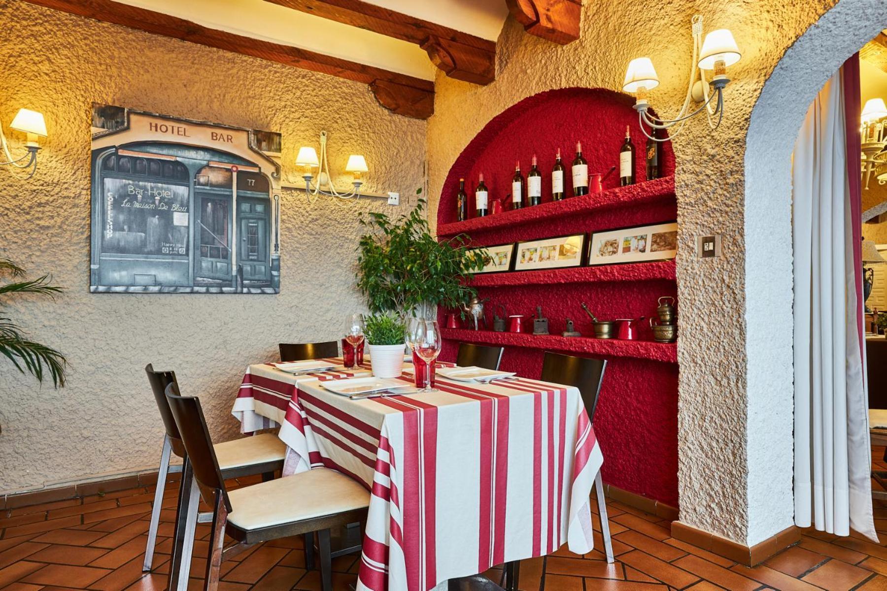 Hotel Restaurante Risco Ларедо Экстерьер фото