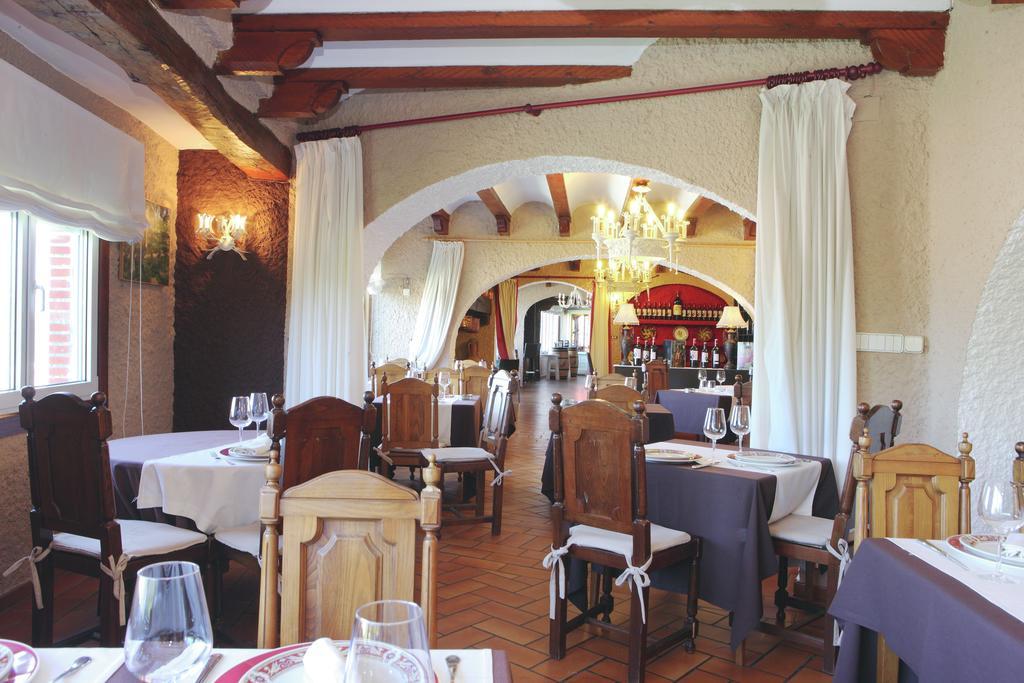 Hotel Restaurante Risco Ларедо Экстерьер фото